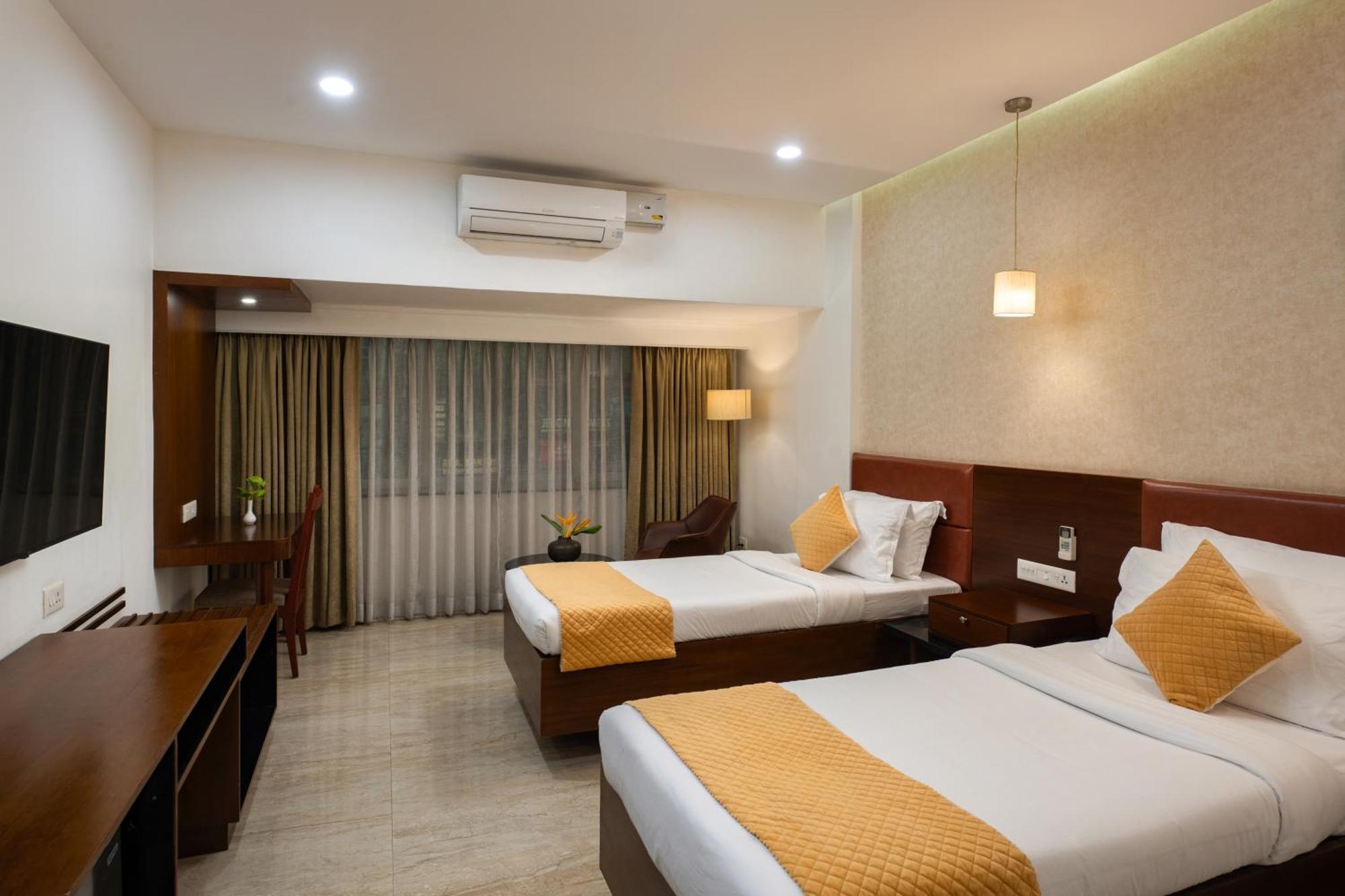 Hotel Aida Kottayam Exterior photo
