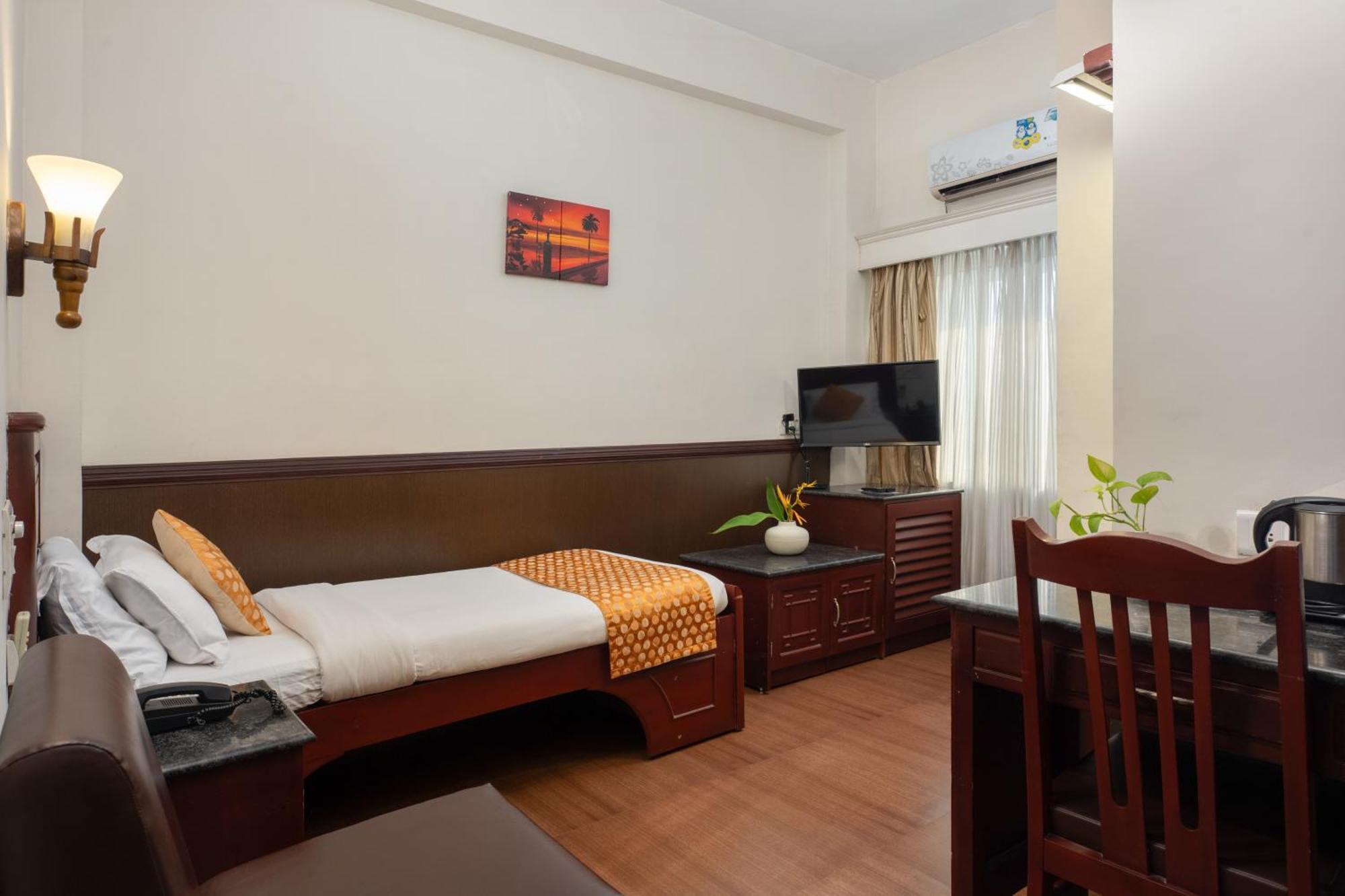Hotel Aida Kottayam Exterior photo